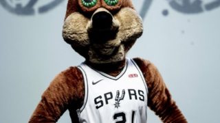 デローザンの契約について 今後どうなるか Spurs Gym